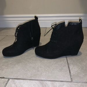 Black zip up/tie booties
